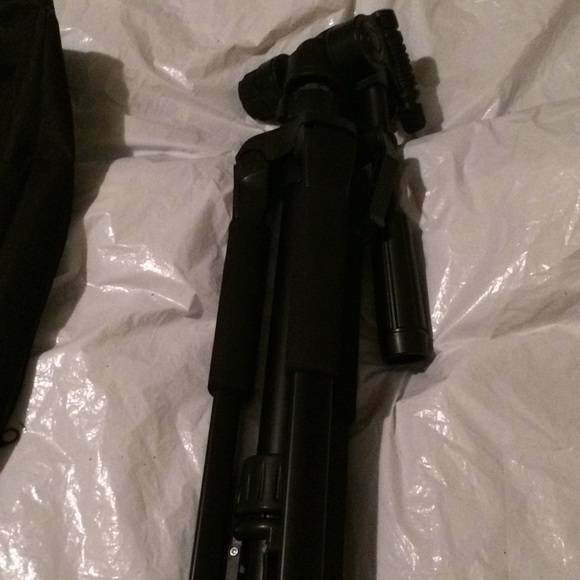 Precision Tripod - Picture 4 of 4